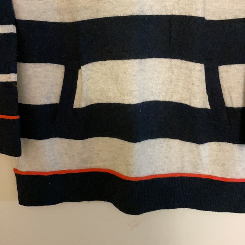 Splendid Sweater - Picture 2 of 3